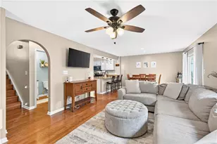 7319 Gena Ct, Pittsburgh, PA 15209 - Photo 2