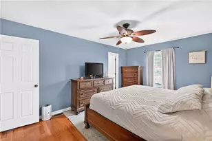 7319 Gena Ct, Pittsburgh, PA 15209 - Photo 18