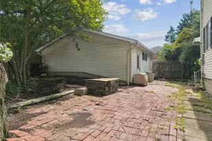 2007 Western, South Greensburg Boro, PA 15601 - Photo 32