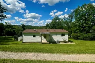 512 Colonial Ave, Redstone Township, PA 15442 - Photo 4