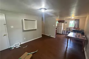 210 Erhardt Dr, Pittsburgh, PA 15235 - Photo 2