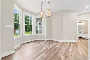 246 Tanglewood Dr, Neshannock Township, PA 16105 - Photo 14