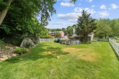 1033 Maripat Dr, South Park, PA 15129 - Photo 42