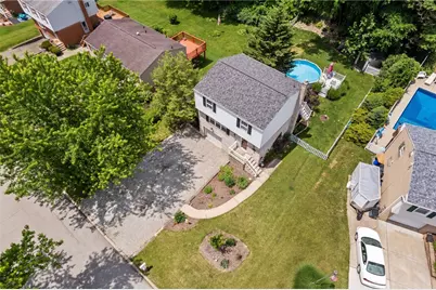 1033 Maripat Dr, South Park, PA 15129 - Photo 46