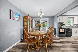 1033 Maripat Dr, South Park, PA 15129 - Photo 12