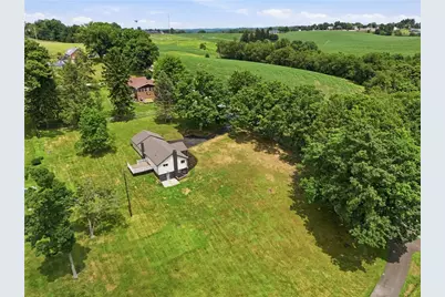 201 Hillvue Dr, Twp of But SE, PA 16001 - Photo 28