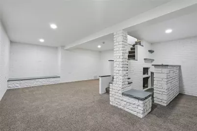 201 Hillvue Dr, Twp of But SE, PA 16001 - Photo 22