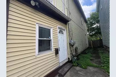 113 Hampton St, Wall Boro, PA 15148 - Photo 4
