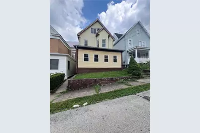 113 Hampton St, Wall Boro, PA 15148 - Photo 2