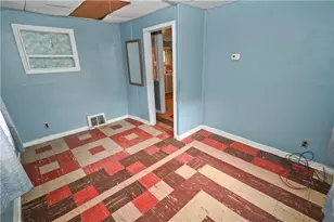 1115 Roosevelt St, Shenango Township, PA 16101 - Photo 16