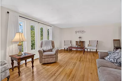 405 Maplevale Dr, Pittsburgh, PA 15236 - Photo 6