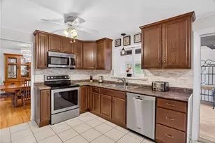 405 Maplevale Dr, Pittsburgh, PA 15236 - Photo 10