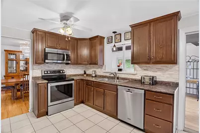 405 Maplevale Dr, Pittsburgh, PA 15236 - Photo 10