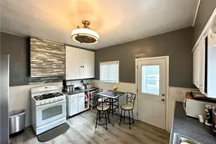 810 & 815 Arlington Ave, New Castle, PA 16101 - Photo 14