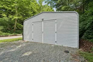 1071 Paintertown Rd, North Huntingdon, PA 15642 - Photo 24
