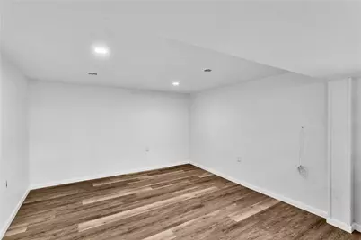 2945 Strachan Ave, Beechview, PA 15216 - Photo 10