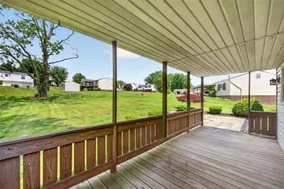 9 Robinwood Dr, Findlay Township, PA 15108 - Photo 22