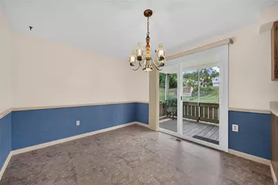 9 Robinwood Dr, Findlay Township, PA 15108 - Photo 8