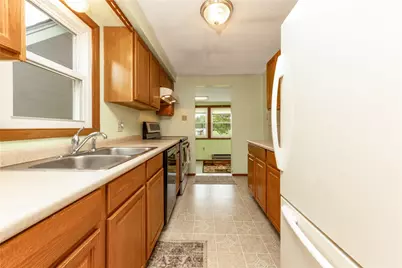 206 Lytle School Rd, Sandy Lake Township, PA 16145 - Photo 10