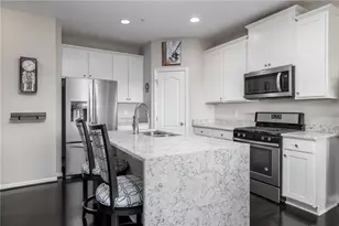2194 Shawnee Dr, South Strabane, PA 15301 - Photo 6