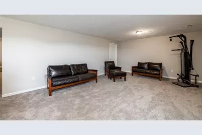 2194 Shawnee Dr, South Strabane, PA 15301 - Photo 20