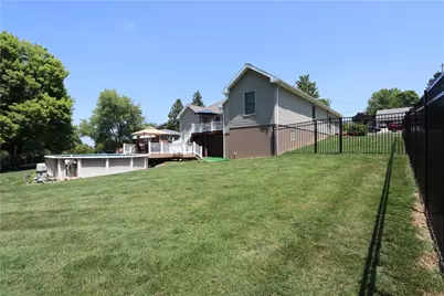 208 Howard Rd, Economy, PA 15143 - Photo 6