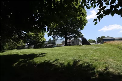 208 Howard Rd, Economy, PA 15143 - Photo 4