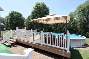 208 Howard Rd, Economy, PA 15143 - Photo 16