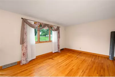 112 Phil Mar Drive, Summit Township, PA 16002 - Photo 10