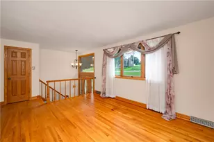 112 Philmar Dr, Summit Township, PA 16002 - Photo 12