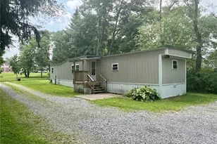 25 Coolspring St, Coolspring Township, PA 16137 - Photo 4