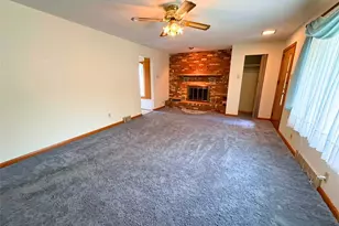 1398 S Center St Ext, Pine Township, PA 16127 - Photo 6