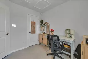 2002 Cade Dr, Center Township, PA 15061 - Photo 18