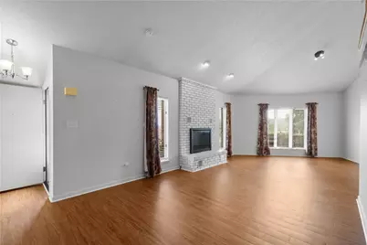 101 Victoria Dr, North Strabane, PA 15317 - Photo 4