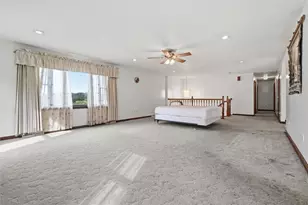 1105 Hazel St, South Park, PA 15236 - Photo 10