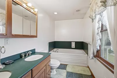 1105 Hazel St, South Park, PA 15236 - Photo 26