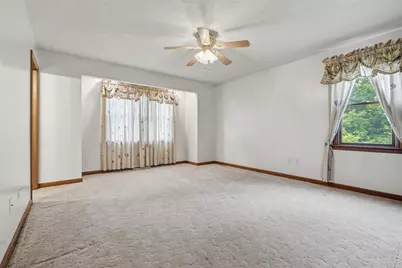 1105 Hazel St, South Park, PA 15236 - Photo 24