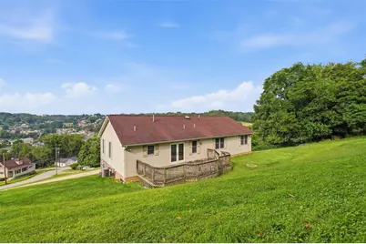 1105 Hazel St, South Park, PA 15236 - Photo 38
