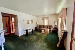 1707 Huron Ave, New Castle, PA 16101 - Photo 4