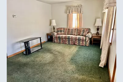1707 Huron Ave, New Castle, PA 16101 - Photo 4
