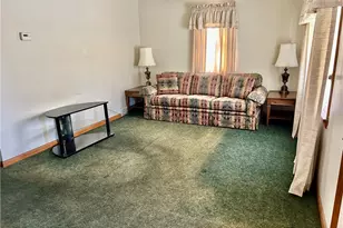 1707 Huron Ave, New Castle, PA 16101 - Photo 4