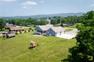 1147 N Gallatin Ave Ext, Uniontown, PA 15401 - Photo 4