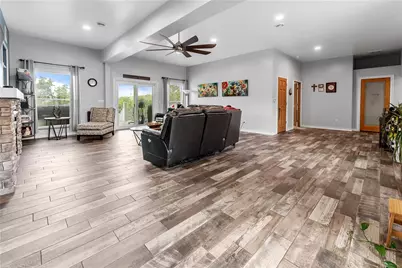 1147 N Gallatin Ave Ext, Uniontown, PA 15401 - Photo 6