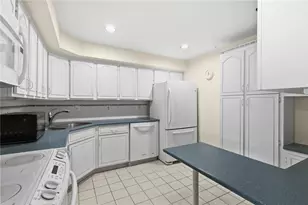 4677 Bayard St, Pittsburgh, PA 15213 - Photo 14