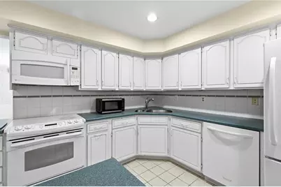 4677 Bayard St #204, Pittsburgh, PA 15213 - Photo 16
