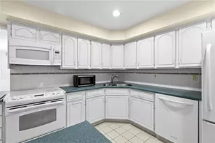 4677 Bayard St, Pittsburgh, PA 15213 - Photo 16