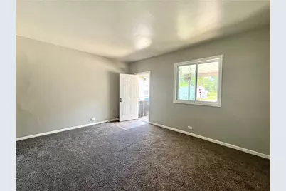 594 E Madison St, Rochester, PA 15074 - Photo 4