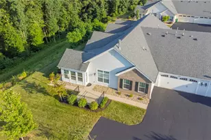 906 Spring Valley Dr, Cranberry Township, PA 16063 - Photo 4