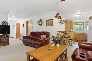 1826 Toms Run Rd, Holbrook, PA 15341 - Photo 34