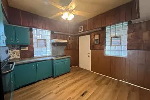 114 Hampton St, Wall Boro, PA 15148 - Photo 16
